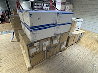 Ca. 26x dozen schorten, cmt en medline, blauw - afbeelding 1 van  5