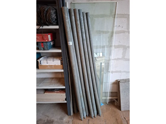 Ca 26x grondpaal tbv zonnepaneelmontage - afbeelding 1 van  3