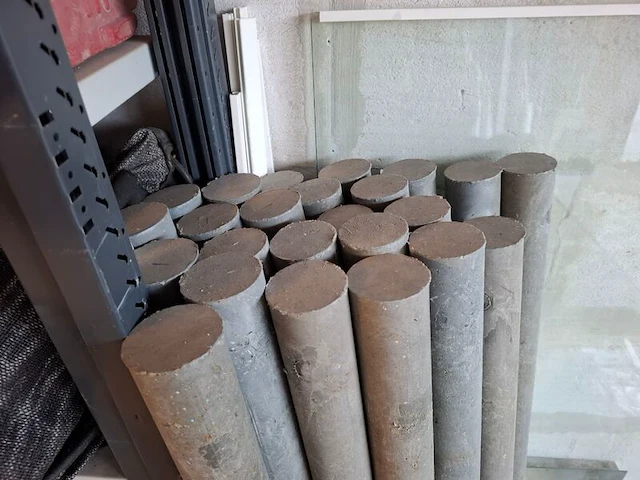 Ca 26x grondpaal tbv zonnepaneelmontage - afbeelding 2 van  3