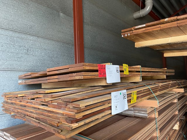 Ca. 26x guyana ipé planken geschaafd, 21x145mm, lengte 275cm - afbeelding 2 van  3