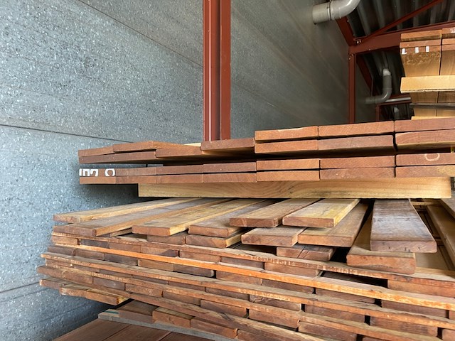 Ca. 26x guyana ipé planken geschaafd, 21x145mm, lengte 275cm - afbeelding 3 van  3