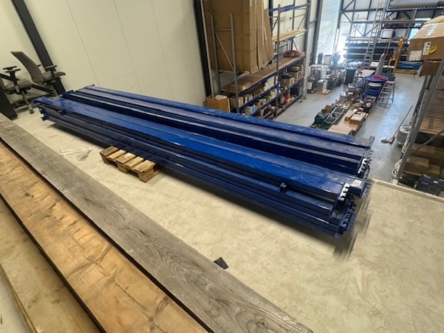 Ca. 26x palletstelling ligger blauw - afbeelding 1 van  5