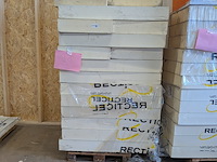 Ca. 26x pir isolatieplaat recticel, crème ,wit