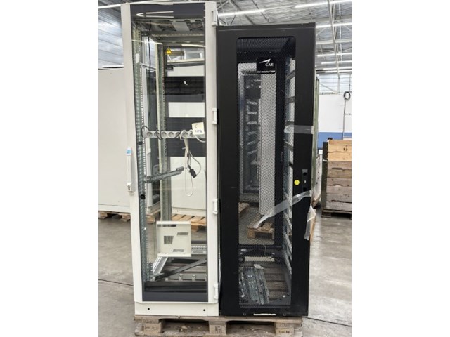 Ca. 26x serverkast - afbeelding 3 van  40