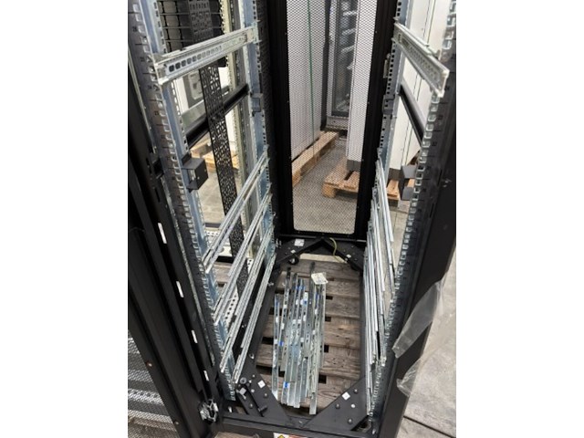 Ca. 26x serverkast - afbeelding 6 van  40