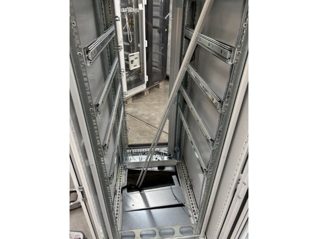 Ca. 26x serverkast - afbeelding 11 van  40