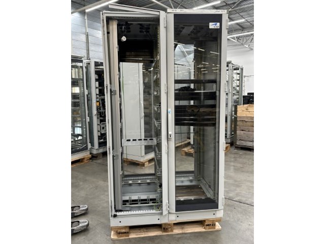 Ca. 26x serverkast - afbeelding 17 van  40
