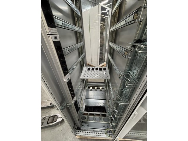 Ca. 26x serverkast - afbeelding 18 van  40