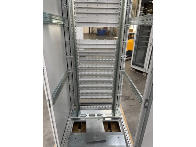 Ca. 26x serverkast - afbeelding 21 van  40