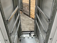 Ca. 26x serverkast - afbeelding 33 van  40