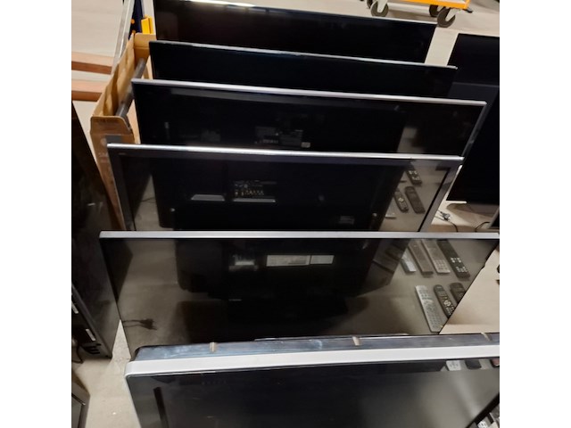 Ca. 26x televisies, o.a. sharp, sony, samsung, panasonic, meerdere - afbeelding 2 van  25