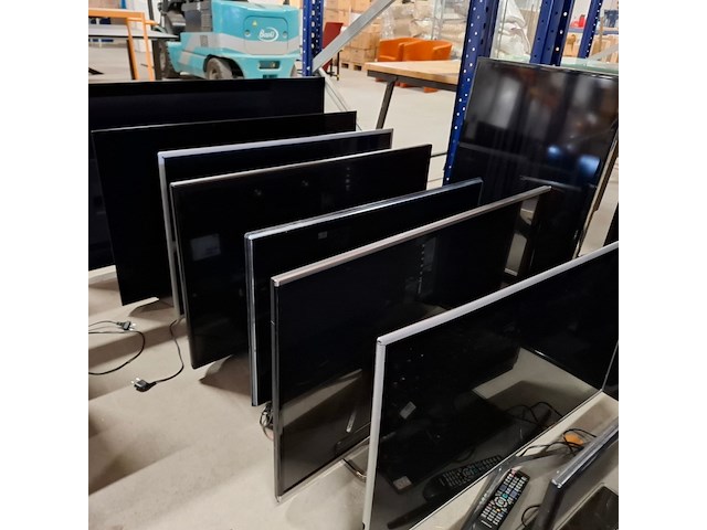Ca. 26x televisies, o.a. sharp, sony, samsung, panasonic, meerdere - afbeelding 4 van  25