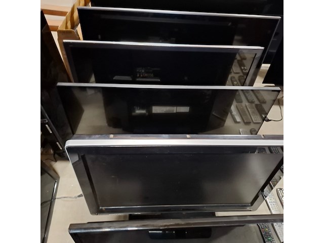 Ca. 26x televisies, o.a. sharp, sony, samsung, panasonic, meerdere - afbeelding 25 van  25