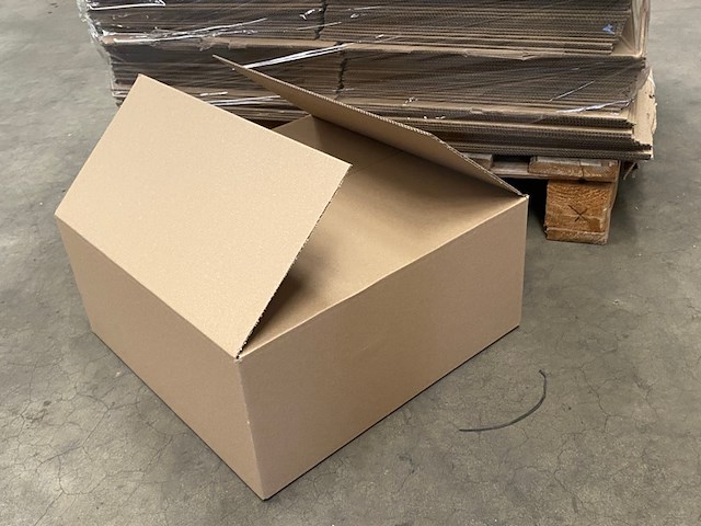 Ca. 270x verzenddozen 45x45x20cm, bruin - afbeelding 2 van  3
