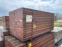 Ca. 272x angelim pedra onderliggers fijnbezaagd, 40x60mm, lengte 190cm - afbeelding 4 van  4