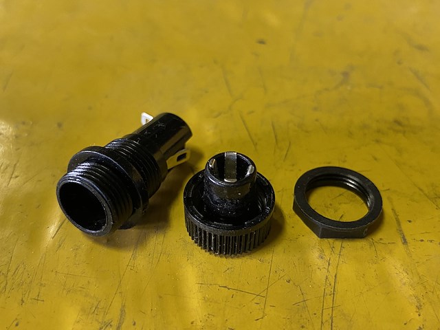 Ca. 2750x zekering houders voor zekeringen 5x20 - afbeelding 2 van  4