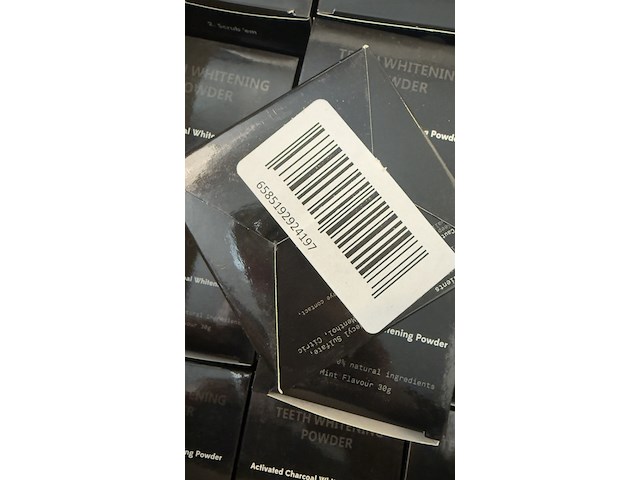 Ca. 275x teeth whitening powder – activated charcoal, mint 30g - afbeelding 3 van  4