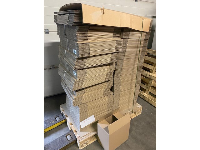 Ca. 275x verzenddozen 35x21x32cm, bruin - afbeelding 3 van  4