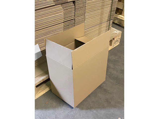 Ca. 275x verzenddozen 35x21x32cm, bruin - afbeelding 3 van  4
