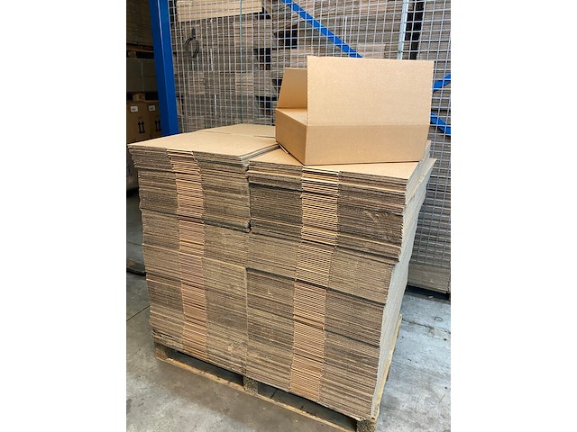 Ca. 275x verzenddozen 47x44x13cm, bruin - afbeelding 1 van  3