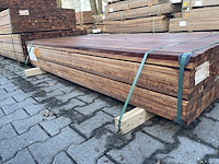 Ca. 276x angelim pedra latten geschaafd, 21x40mm, lengte 185cm - afbeelding 2 van  3