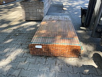 Ca. 276x angelim pedra latten geschaafd, 21x40mm, lengte 185cm - afbeelding 1 van  3