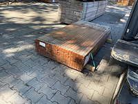 Ca. 276x angelim pedra latten geschaafd, 21x40mm, lengte 185cm - afbeelding 2 van  3