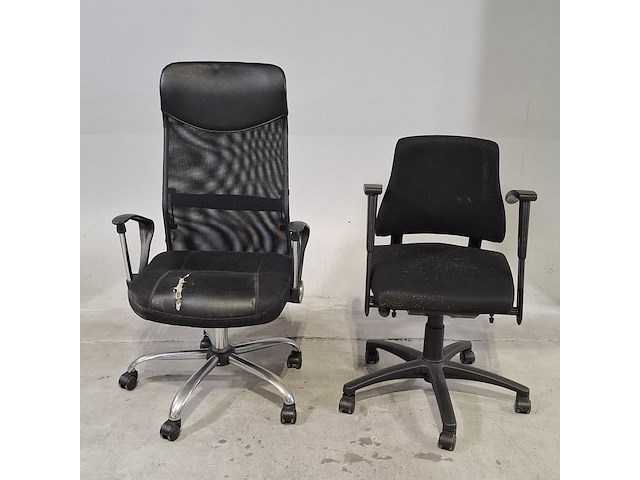 Ca. 27x bureau, 2x bureaustoel en 1x tafel, o.a. gispen - afbeelding 2 van  20