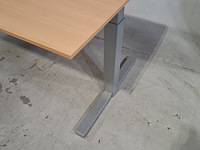 Ca. 27x bureau, 2x bureaustoel en 1x tafel, o.a. gispen - afbeelding 19 van  20