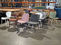 Ca. 27x diverse stoelen, o.a. (zuiver, dutchbone enz) - afbeelding 2 van  24