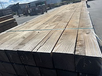 Ca. 27x douglas balken fijnbezaagd, 120x120mm, lengte 400cm - afbeelding 1 van  3