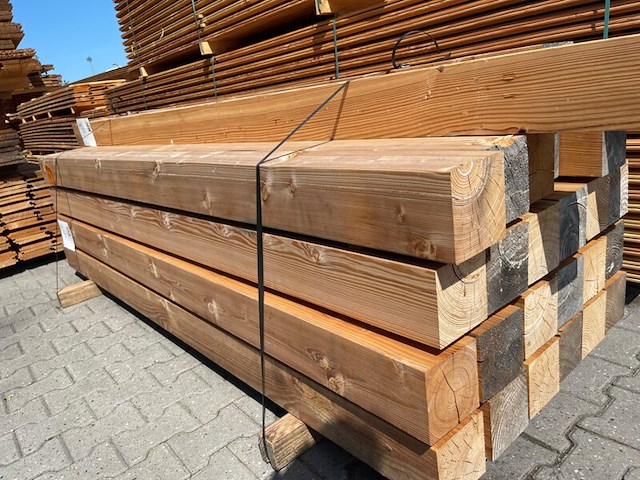 Ca. 27x douglas balken geschaafd, 140x140mm, lengte 25/250cm, 2/300cm - afbeelding 2 van  3