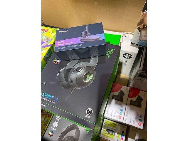 Ca. 27x elektronica, hp, razer, netgear etc. - afbeelding 3 van  3