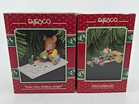 Ca. 27x kerst beeldje, enesco, o.a. paint your holidays bright - afbeelding 12 van  13