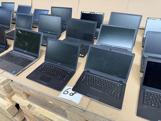 Ca. 27x laptop, dell - afbeelding 17 van  21