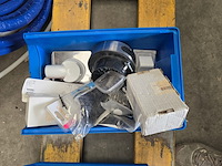Ca. 27x magazijnbakken incl. inhoud kruizinga, blauw - afbeelding 28 van  28