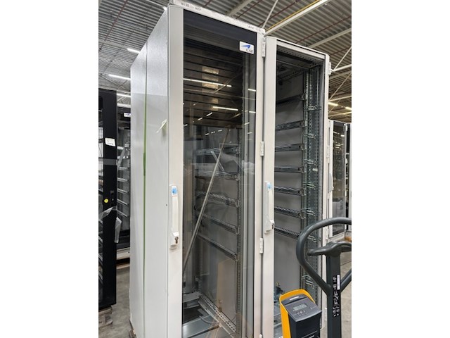 Ca. 27x serverkast, cae - afbeelding 2 van  8