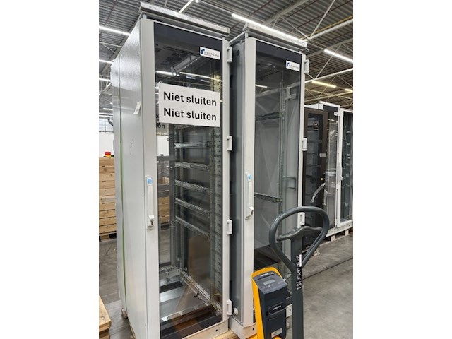 Ca. 27x serverkast, cae - afbeelding 4 van  8