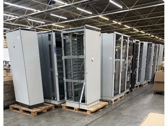 Ca. 27x serverkast, cae - afbeelding 8 van  8