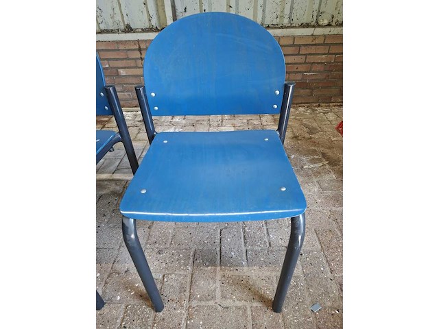 Ca. 27x stapelbare kantinestoel - afbeelding 1 van  5
