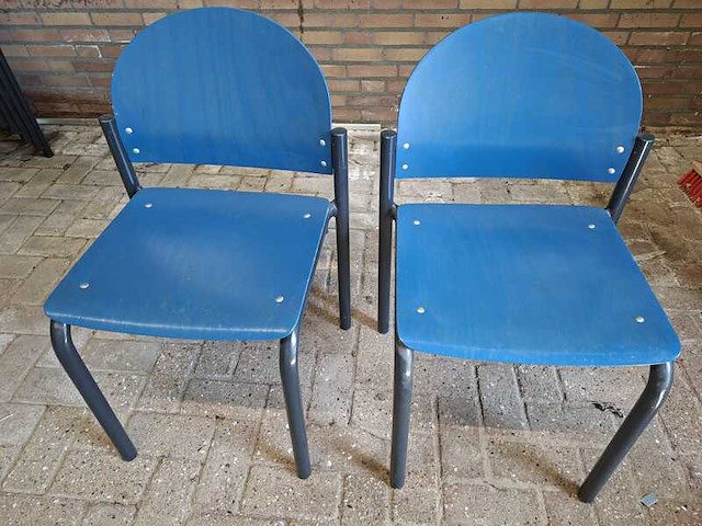 Ca. 27x stapelbare kantinestoel - afbeelding 3 van  5