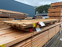 Ca. 27x thermisch gemodificeerd vuren channelsiding, 20x142mm, lengte 330cm - afbeelding 2 van  3