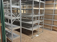 Ca 28mtr metalen stelling - afbeelding 1 van  14