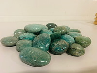 Ca. 28x amazoniet handsteen - afbeelding 1 van  4