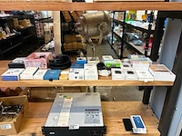 Ca. 28x audio-accessoires w.o. draadloze koptelefoon, w.o. hears, lifebee, jmmo