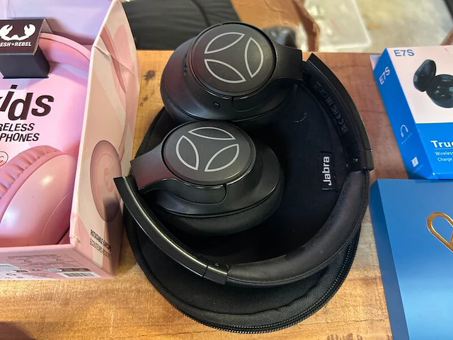 Ca. 28x audio-accessoires w.o. draadloze koptelefoon, w.o. hears, lifebee, jmmo - afbeelding 8 van  11
