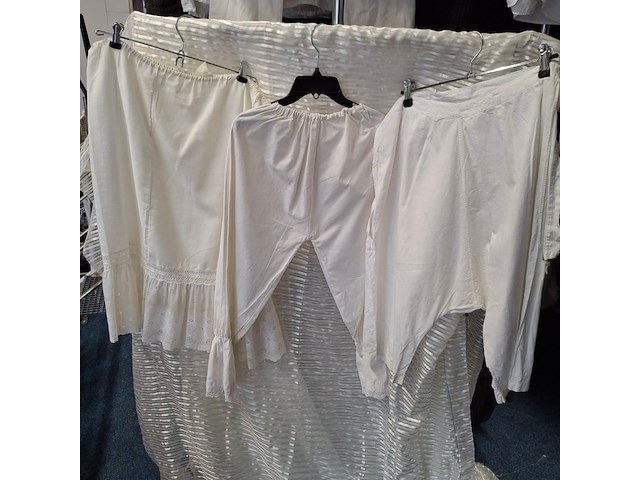 Ca. 28x barok wit onderkleding - afbeelding 4 van  7