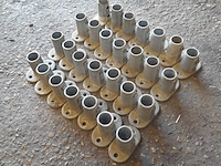 Ca. 28x buiskoppeling ovale voetplaat, ø 42,4 mm - afbeelding 1 van  5