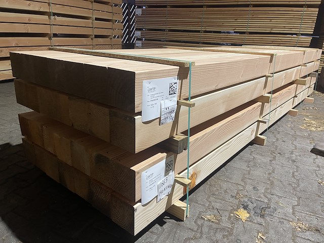 Ca. 28x douglas balken geschaafd, 140x140mm, lengte 400cm - afbeelding 4 van  4
