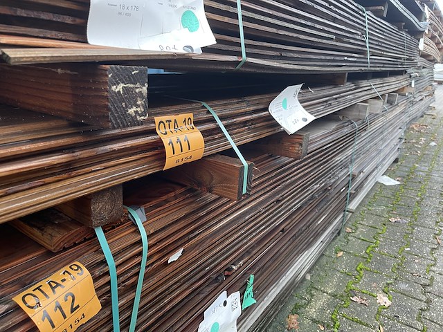 Ca. 28x douglas wisselsponning, 18x190mm, lengte 400cm - afbeelding 2 van  3